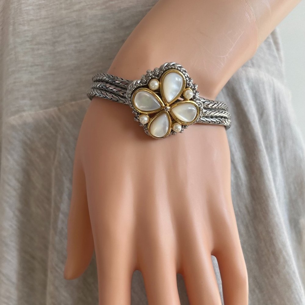 Magnetic bracelet